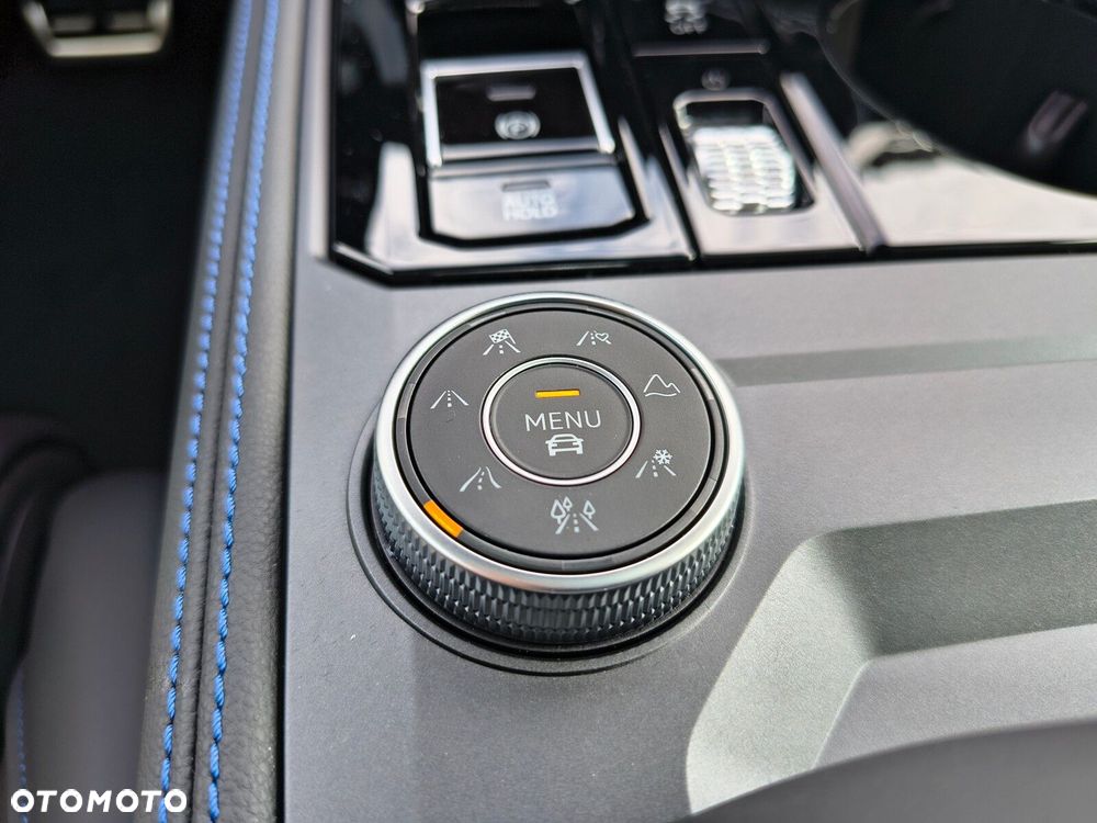 Volkswagen Touareg - 32