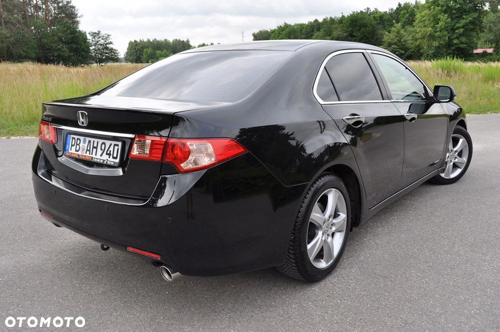Honda Accord 2.0 Elegance 50 Jahre Edition - 4