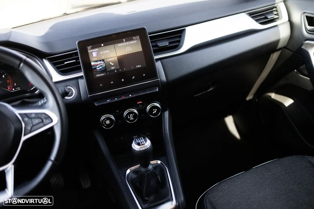 Renault Captur - 23