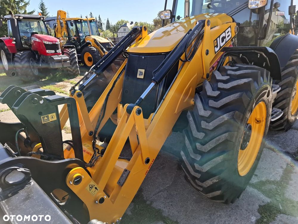 JCB 4CX - 23