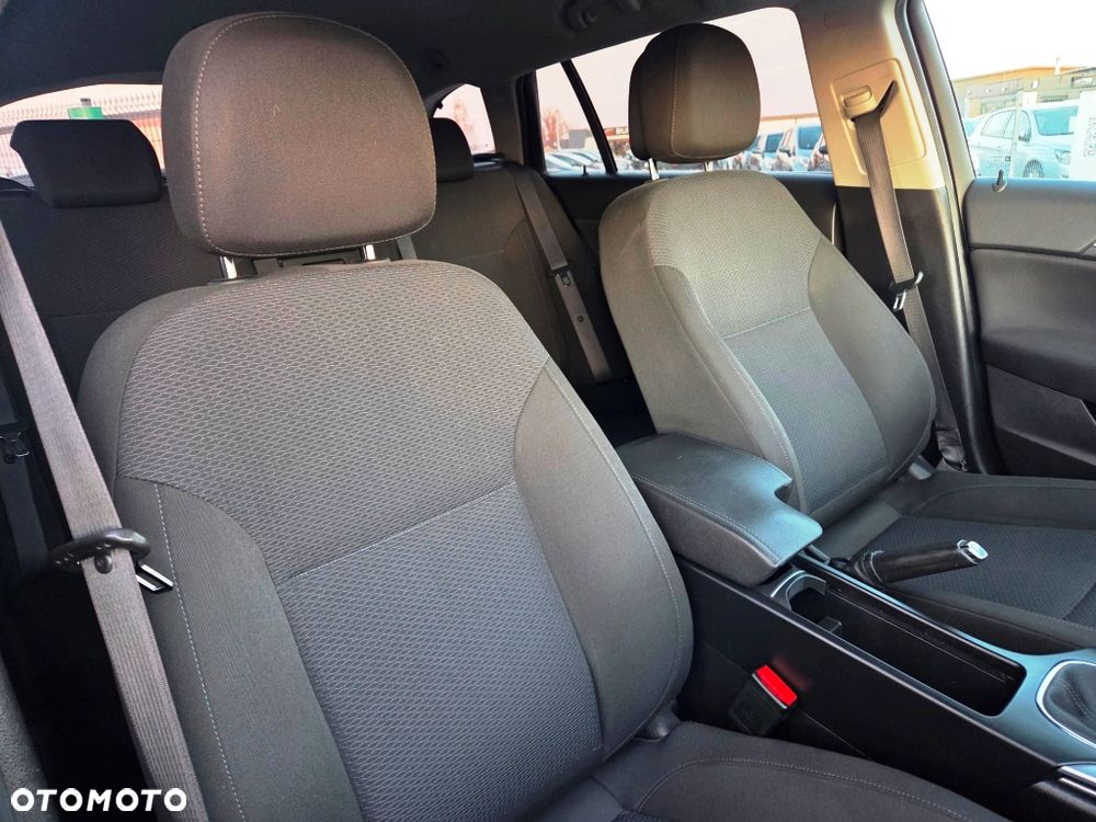 Opel Insignia 2.0 CDTI Cosmo S&S - 30