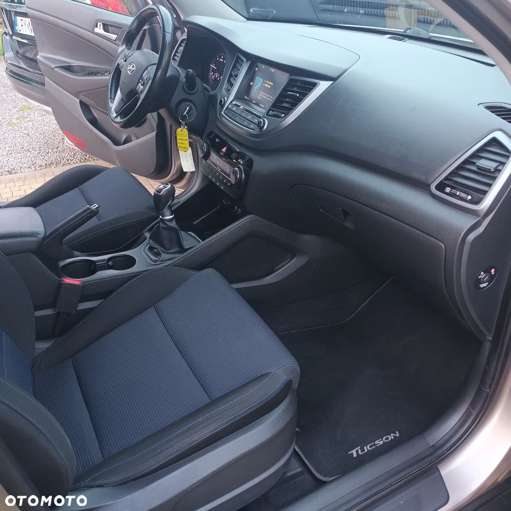 Hyundai Tucson blue 1.7 CRDi 2WD Advantage - 19