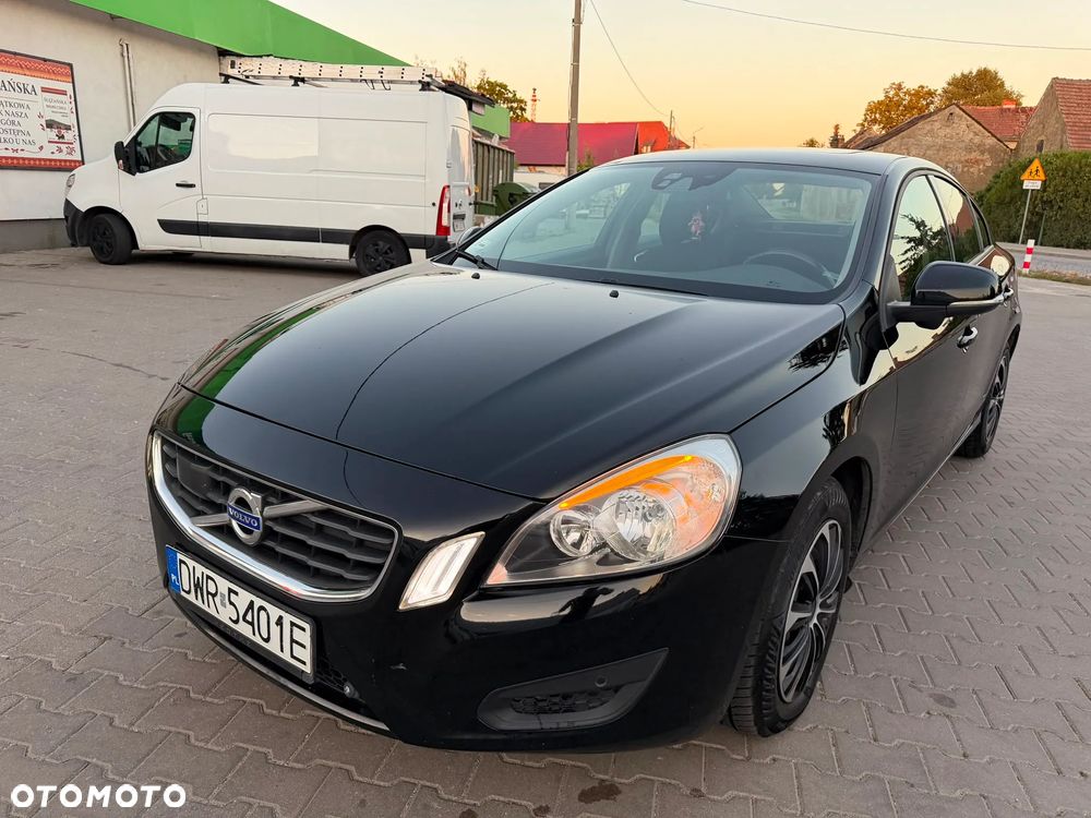 Volvo S60 II (2010-), 2012