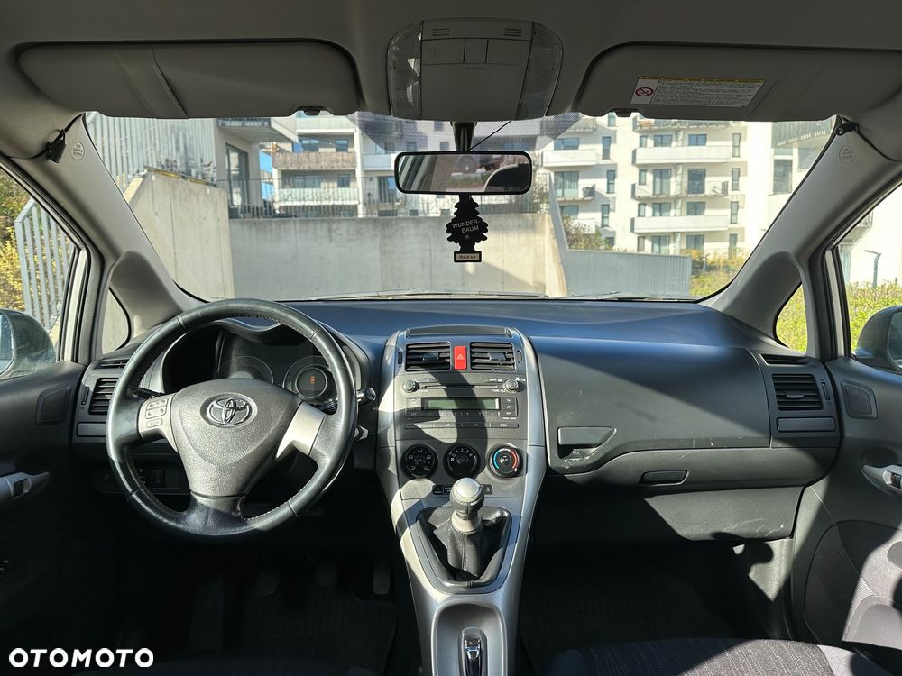 Toyota Auris 1.4 D-4D Edition - 10