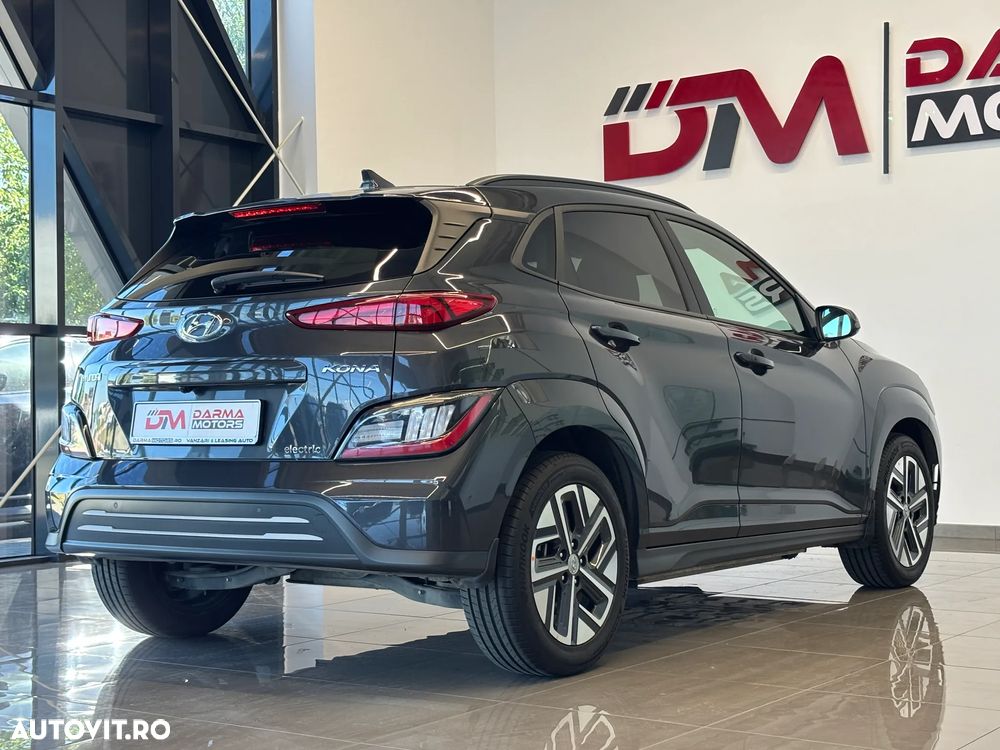 Hyundai KONA Select - 5