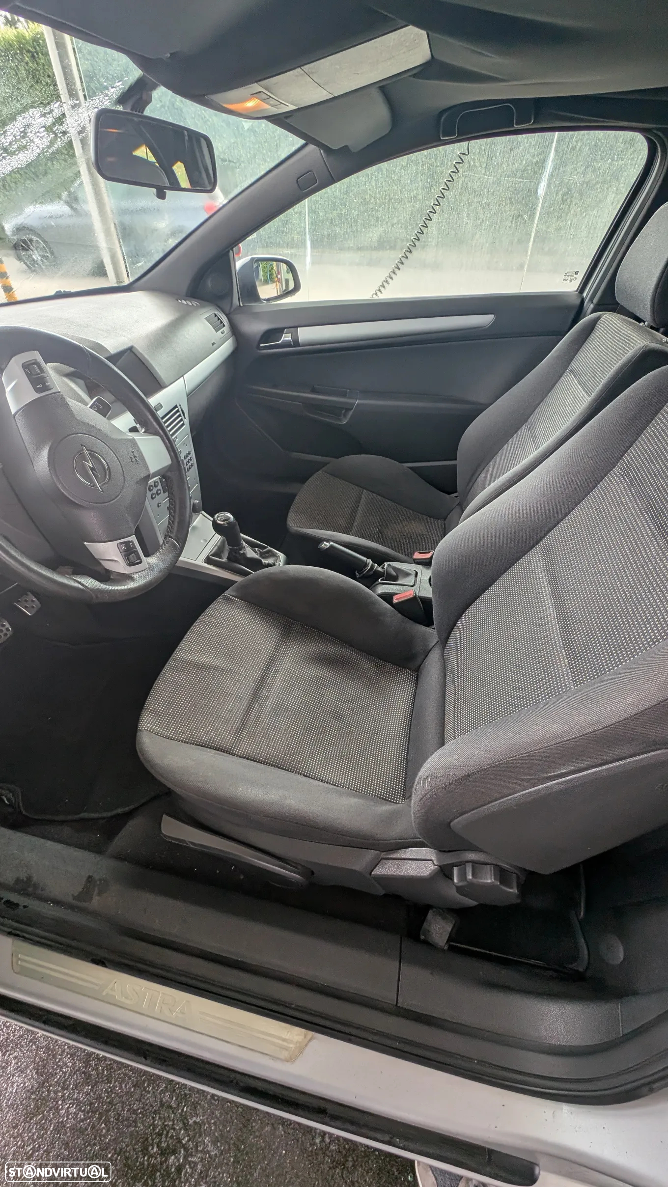 Opel Astra GTC 1.3 CDTi - 13