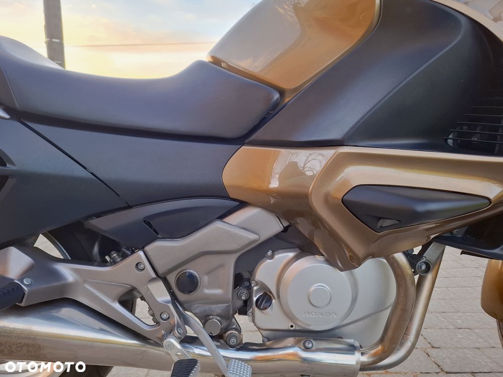 Honda Deauville - 27