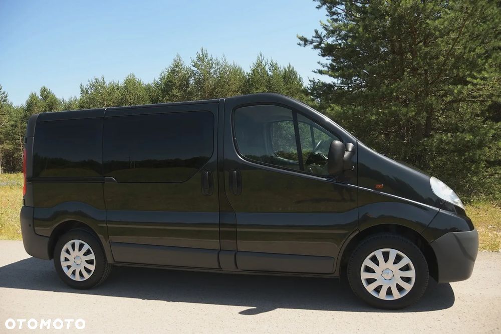 Opel Vivaro - 10