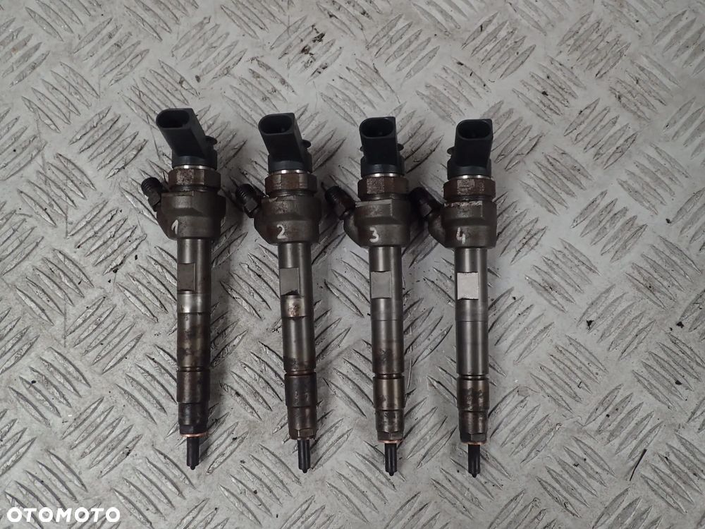 BMW E81 X1 E87 E90 E91 N47 2,0D WTRYSK 779844604 0445118289 - 1