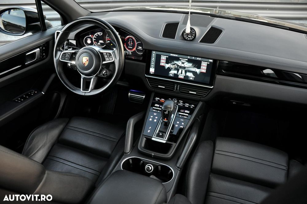 Porsche Cayenne - 7