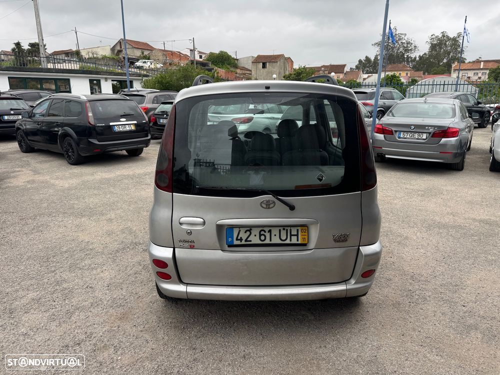 Toyota Yaris Verso 1.4 D-4D Sol - 25