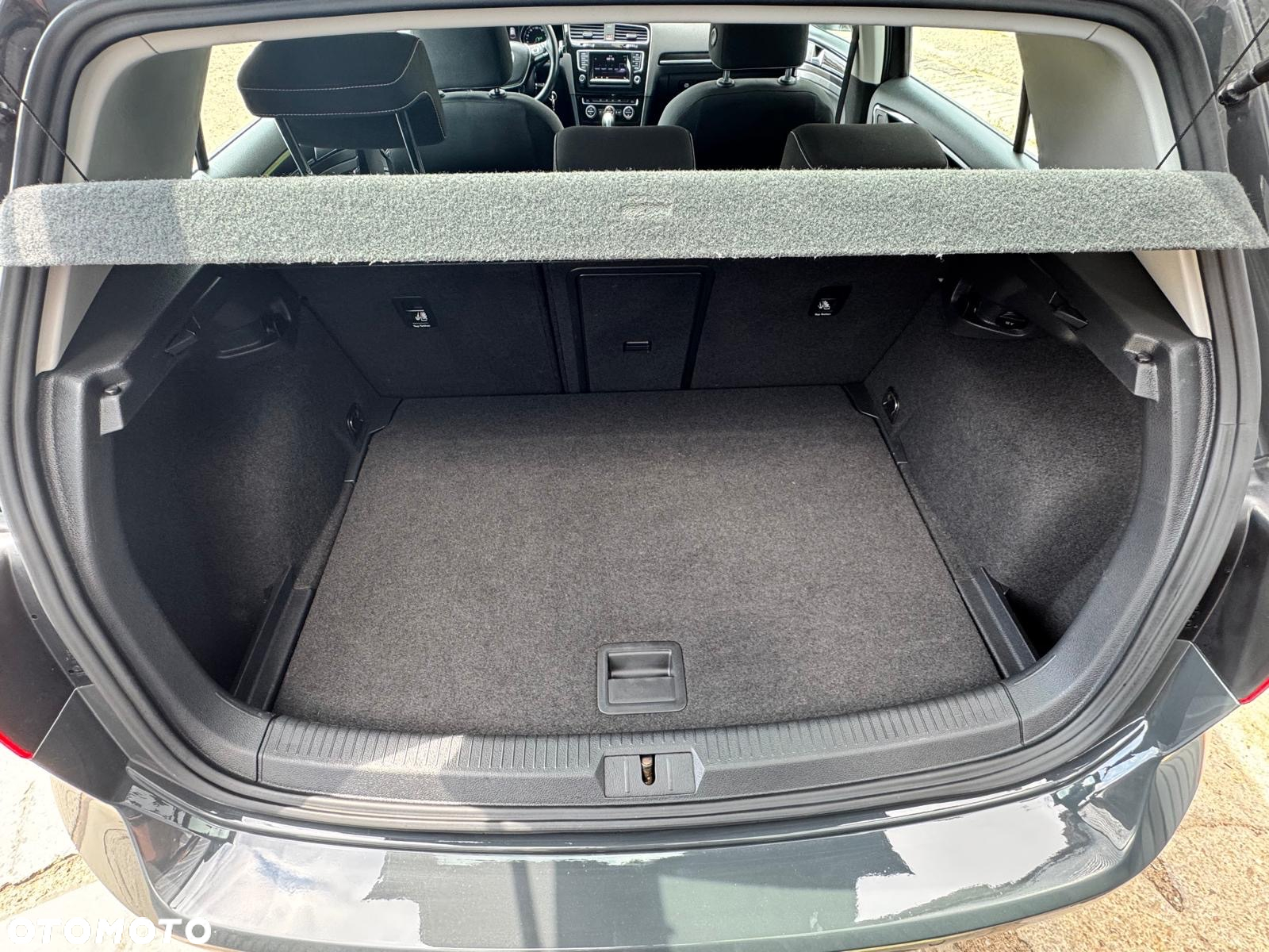 Volkswagen Golf VII 1.4 TSI BMT Comfortline DSG - 31