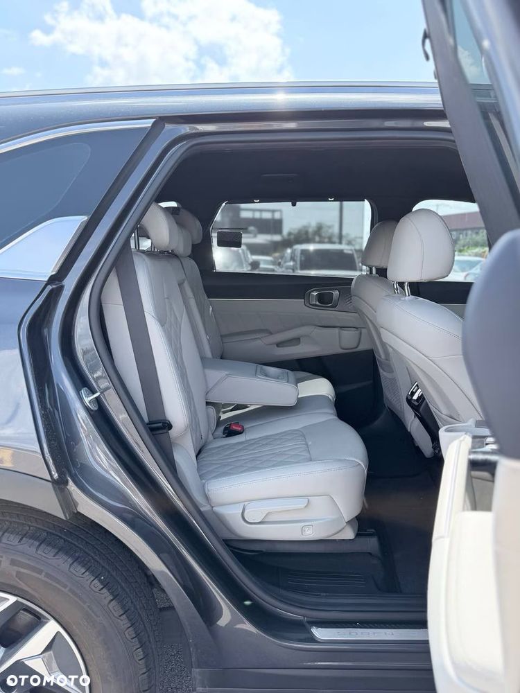 Kia Sorento 1.6T-GDI AWD OPF Platinum - 9