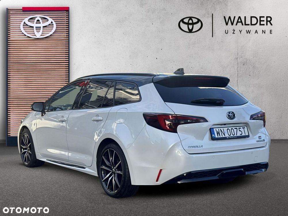 Toyota Corolla 1.8 Hybrid GR Sport Dynamic - 3