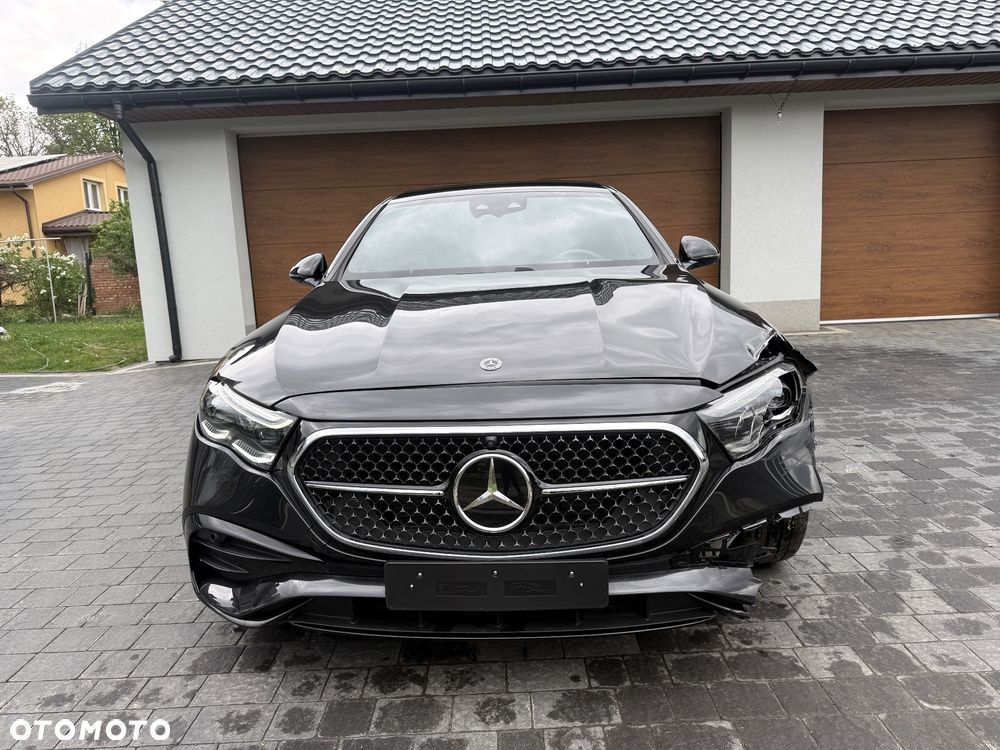 Mercedes-Benz Klasa E 220 d 9G-TRONIC Edition AMG Line - 4