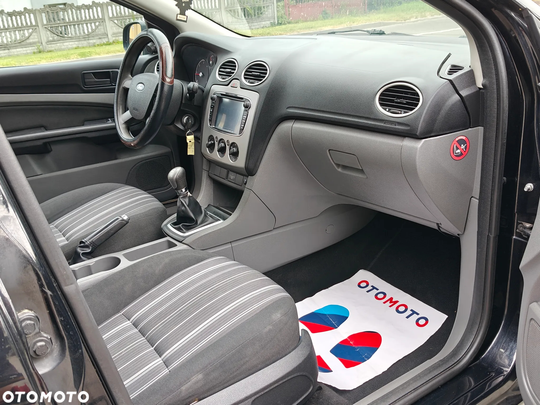 Ford Focus 1.8 TDCi Ambiente - 19