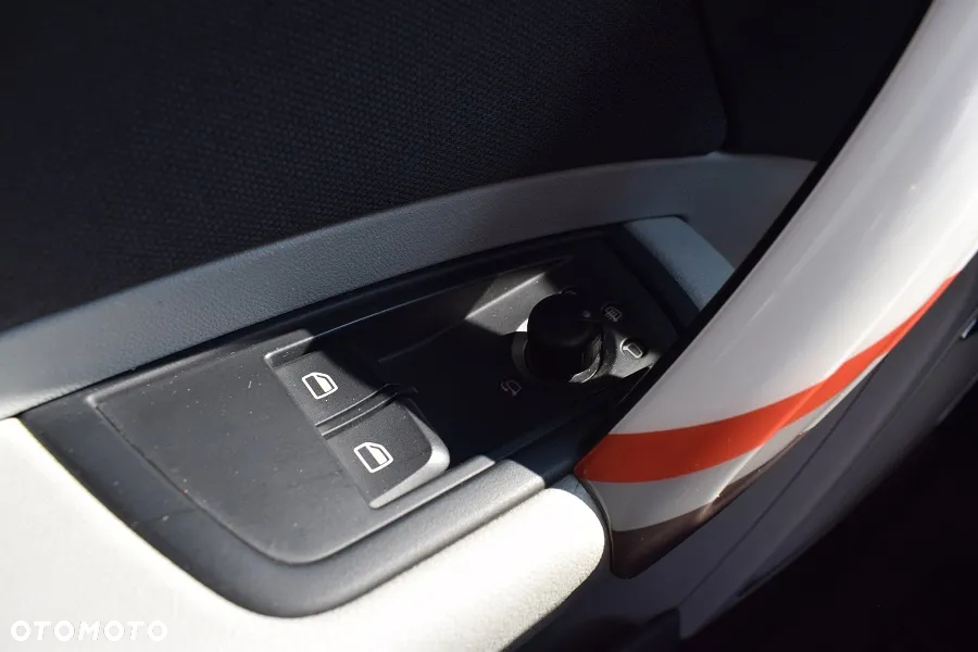Audi A1 1.6 TDI S line edition m S line Sportpaket - 18