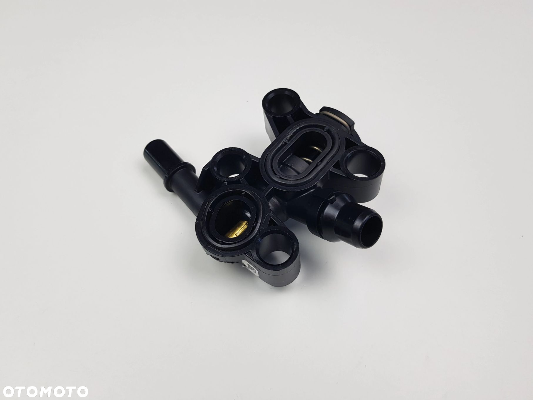 Termostat chłodnicy oleju BMW F20 F30 F32 G20 G30 B47 2.0d 70564516 - 6