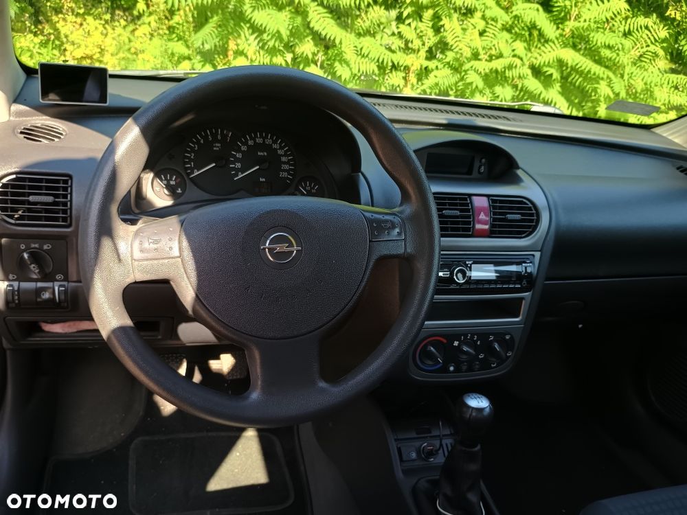 Opel Corsa - 6