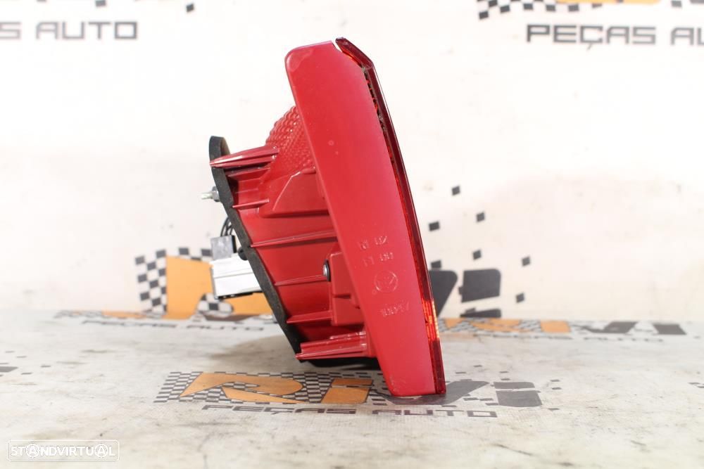 Farolim Esquerdo Volkswagen Passat (362)  90004532 / Chassi Condutor - 5