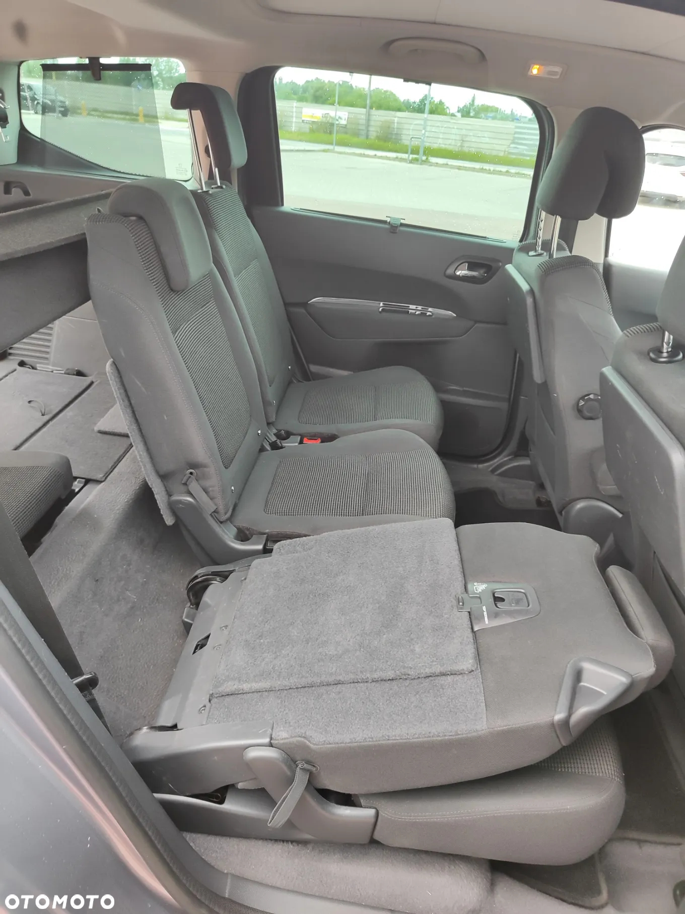 Peugeot 5008 - 12