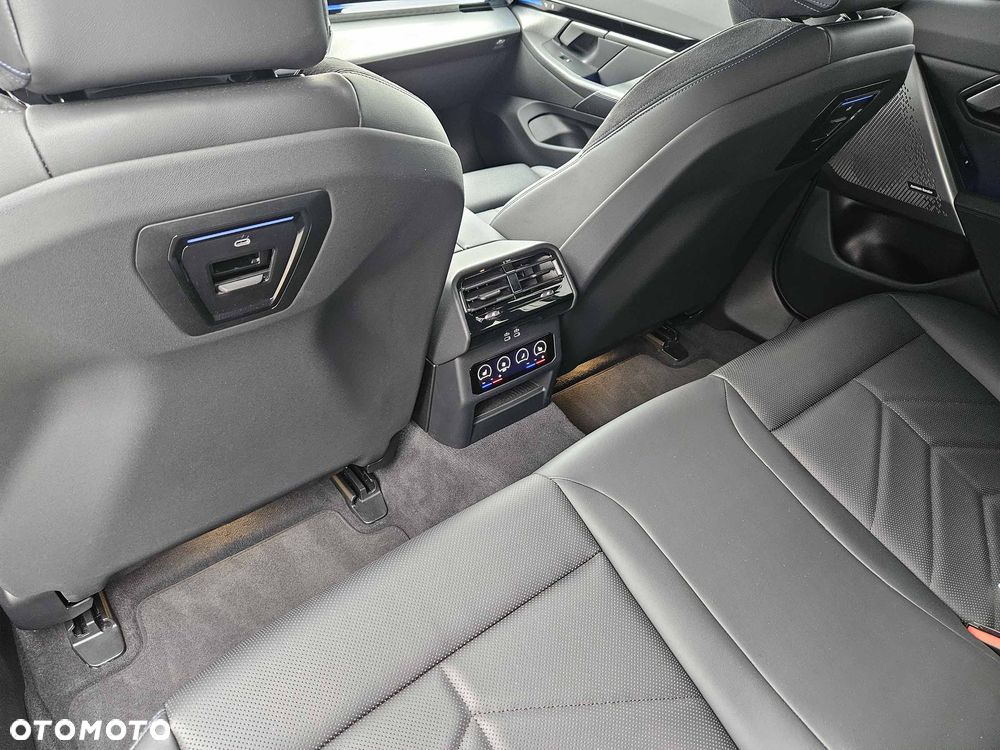 BMW Seria 5 520d xDrive mHEV M Sport - 4