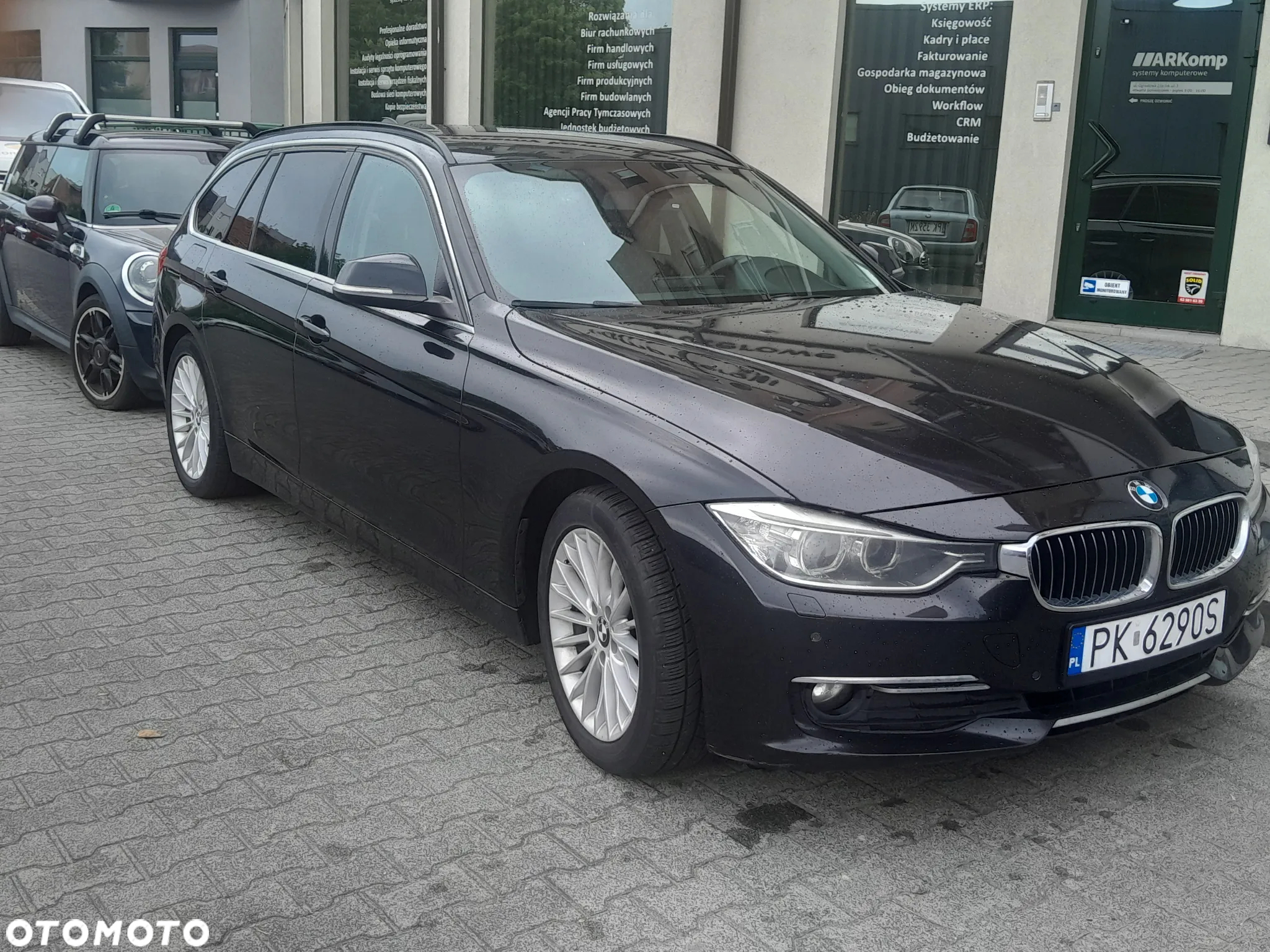 BMW Seria 3 318d DPF Touring Edition Exclusive - 3