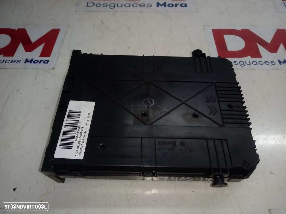 CAIXA RELÉS / FUSÍVEIS PEUGEOT 308 II 2015 -9807054180 - 2