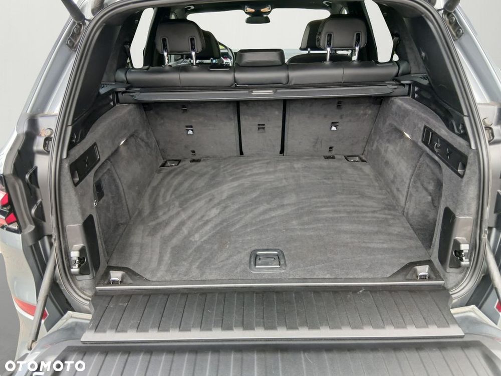 BMW X5 M M60i mHEV sport - 36