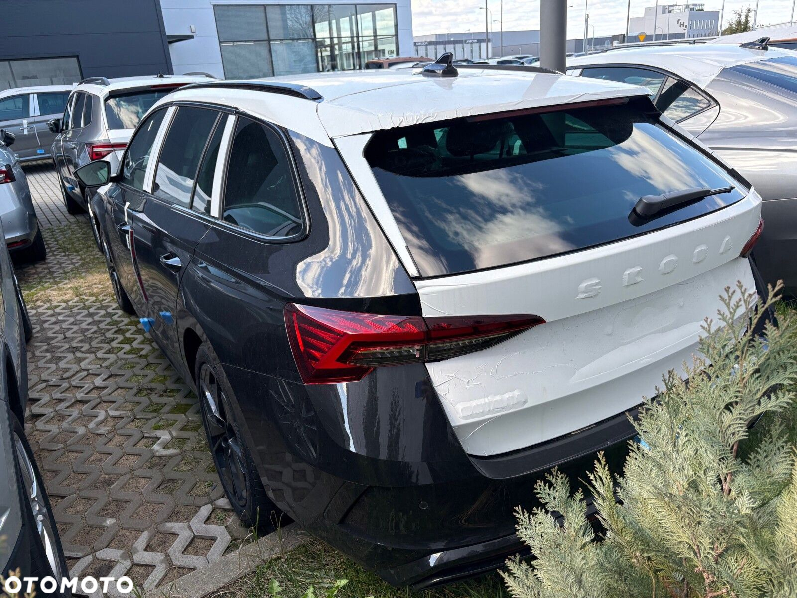Skoda Octavia 2.0 TSI RS DSG - 4