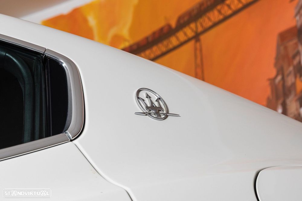 Maserati Ghibli 3.0 V6 - 9