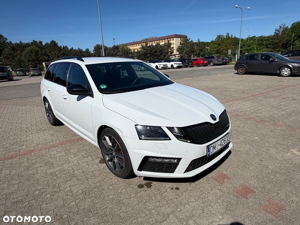 Skoda Octavia 2.0 TDI RS DSG - 2