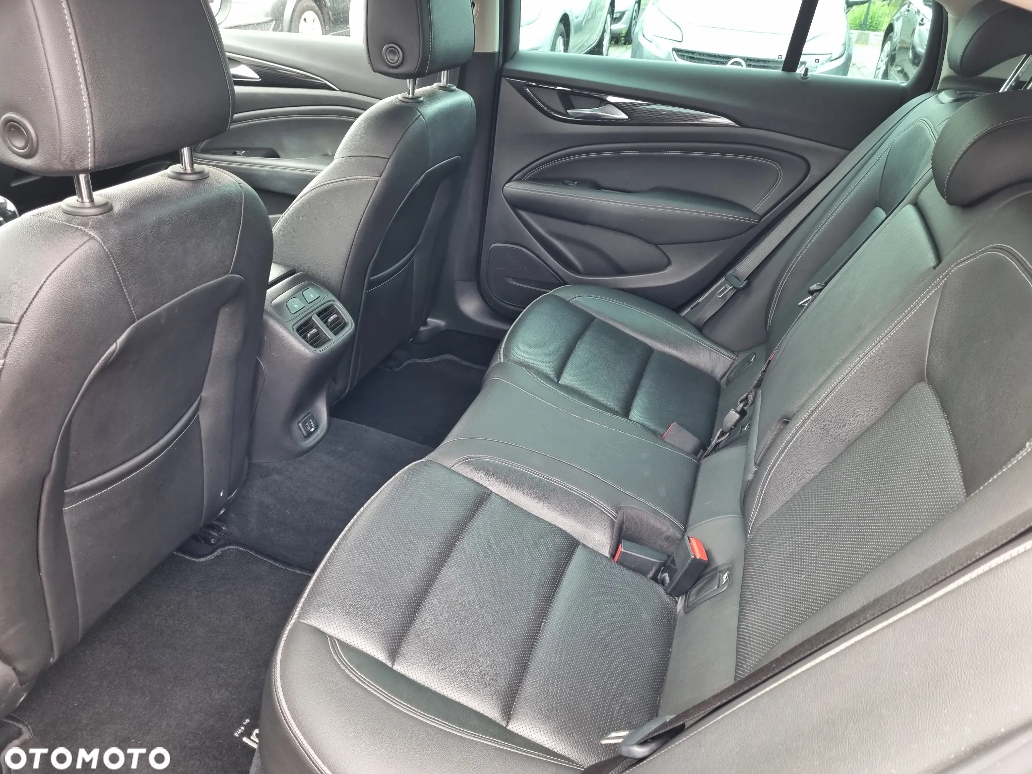 Opel Insignia 2.0 CDTI Exclusive S&S - 18