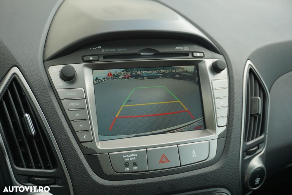 Hyundai ix35 2.0 CRDI 4WD Automatik Style - 14