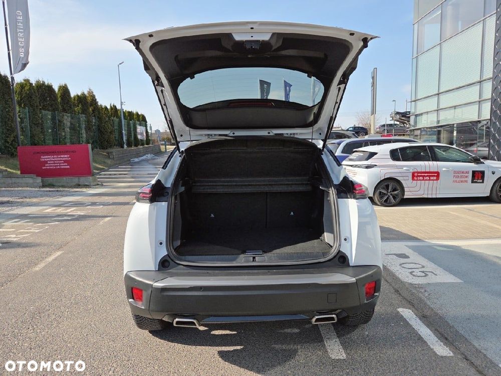 Peugeot 2008 1.2 PureTech GT S&S EAT8 - 6