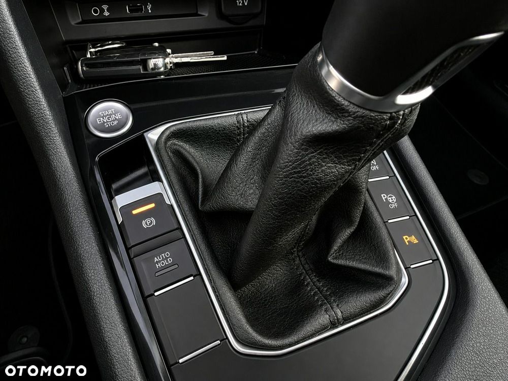 Volkswagen Tiguan - 22