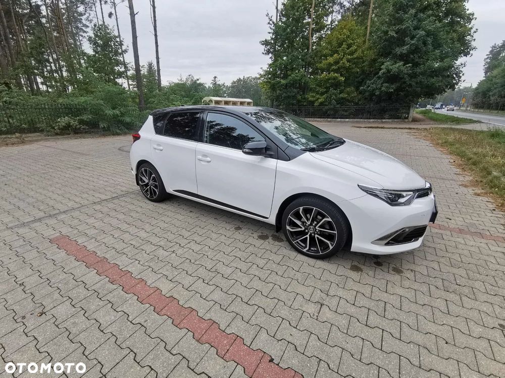 Toyota Auris 1.6 Dynamic - 3