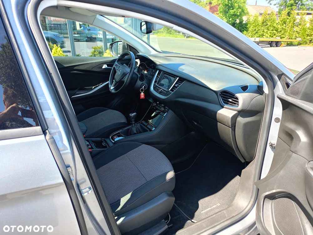 Opel Grandland X 1.2 Start/Stop INNOVATION - 11
