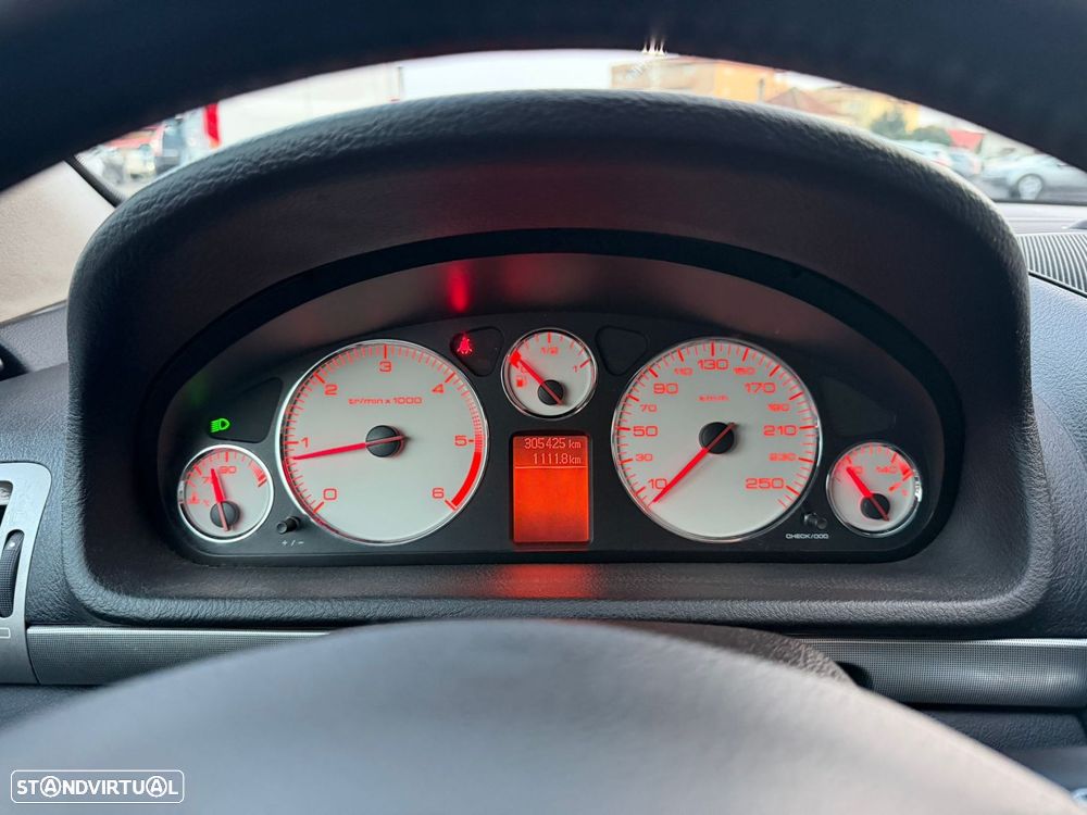 Peugeot 407 1.6 HDi Executive - 29