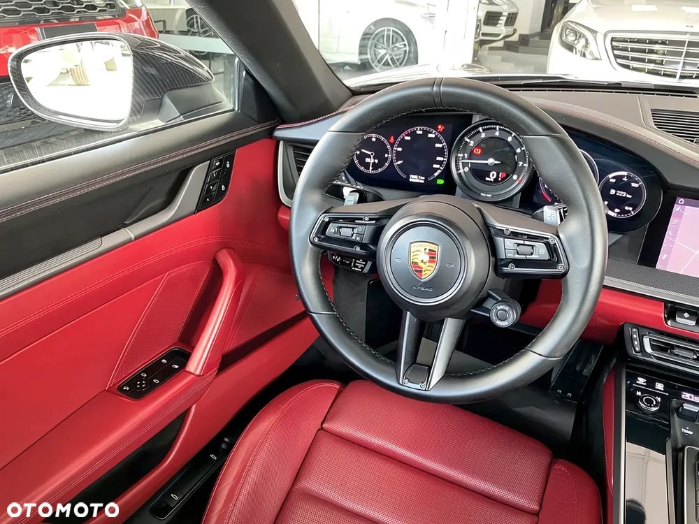 Porsche 911 Carrera S PDK - 8