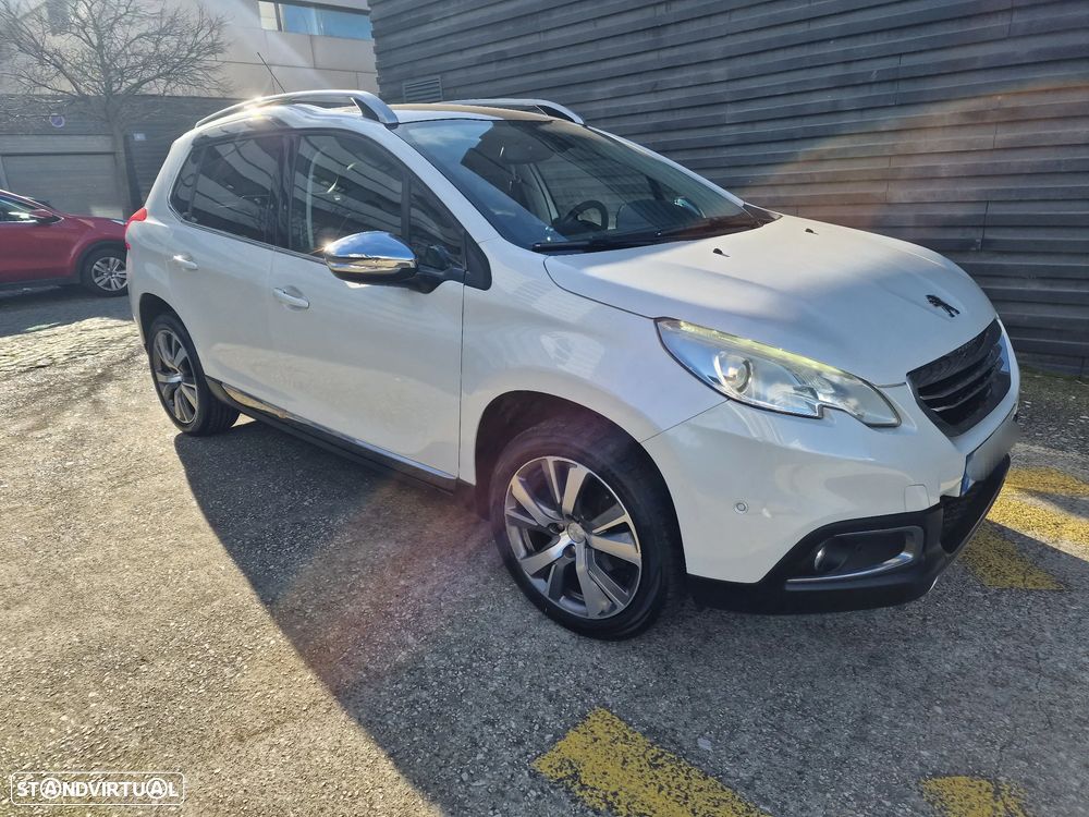 Peugeot 2008 1.2 PureTech Allure - 11
