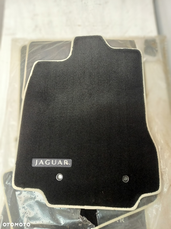 Jaguar XF X250 250 BX23 CX23 dywanik wykladziny dywaniki NOWE OEM