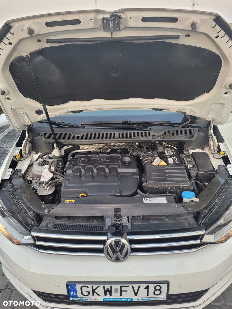 Volkswagen Touran 2.0 TDI SCR (BlueMotion Technology) DSG SOUND - 6