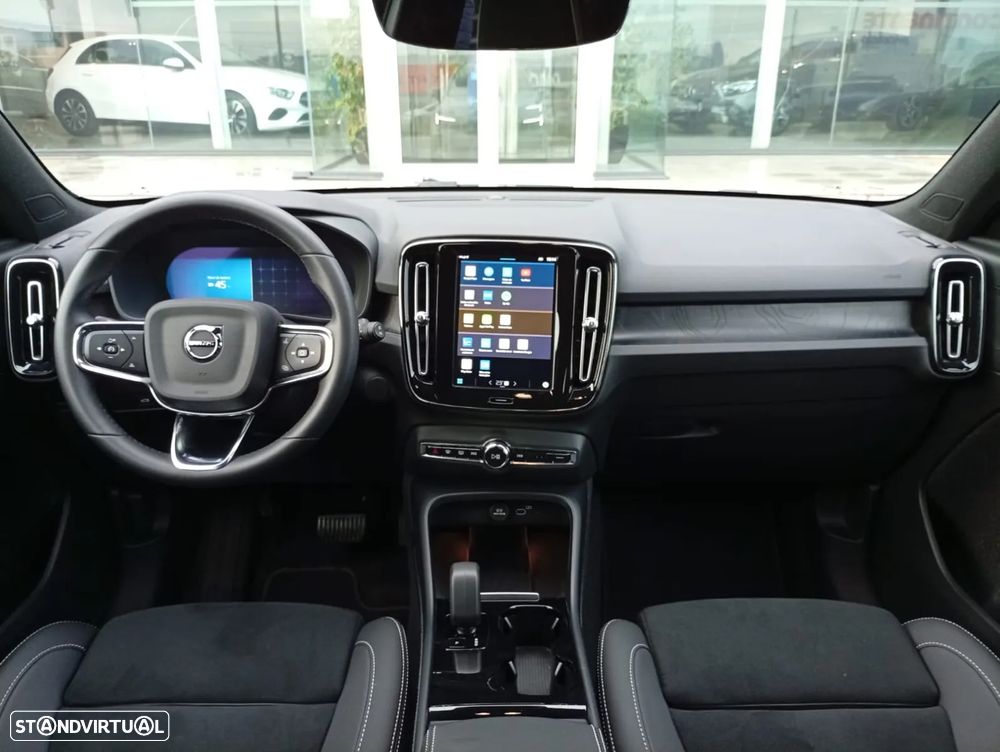 Volvo XC 40 Recharge Plus - 2