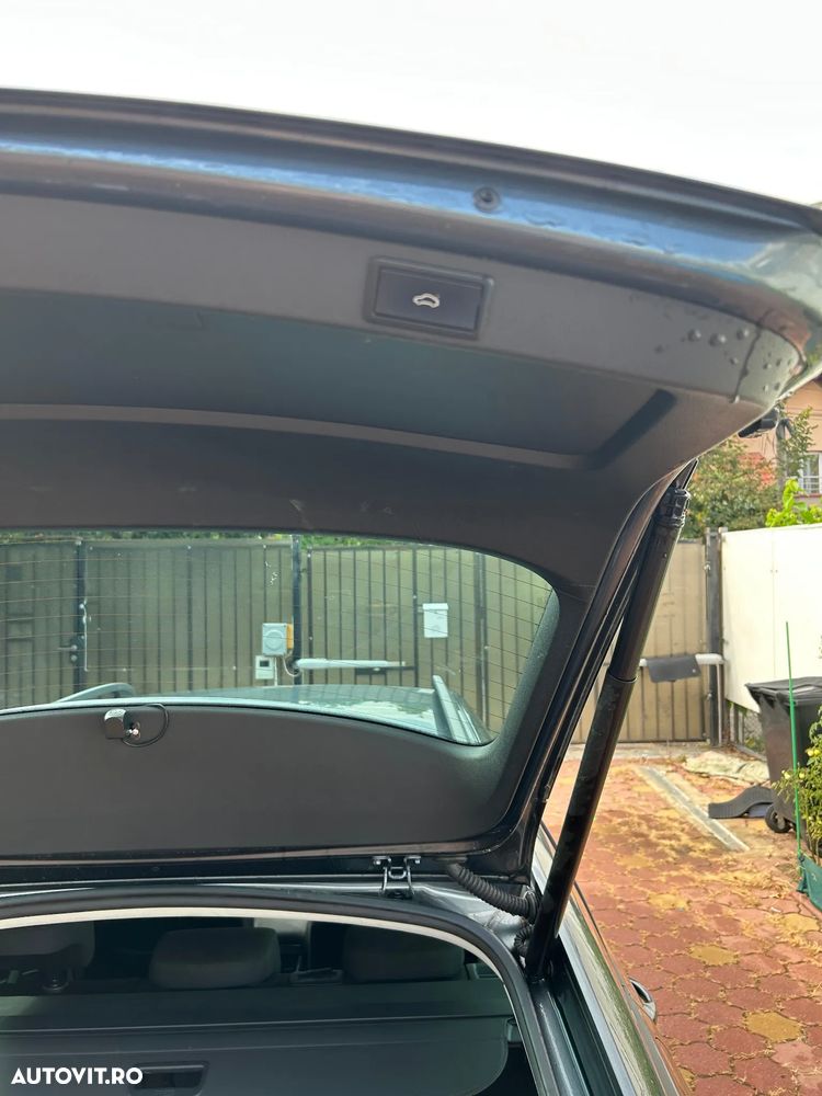 Skoda Octavia 1.6 TDI DSG Style - 10
