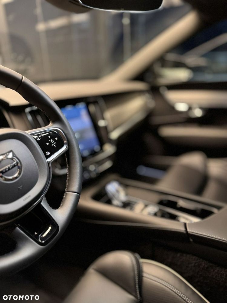 Volvo S90 - 14