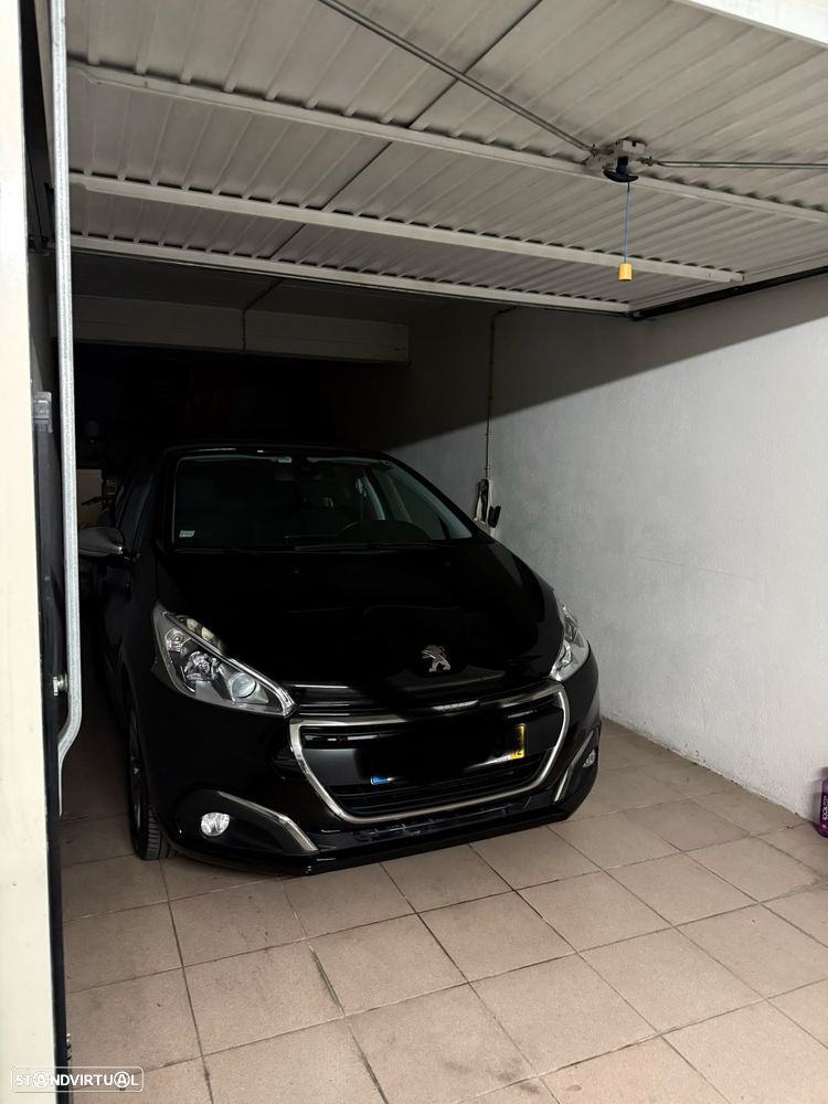 Peugeot 208 1.2 PureTech Style - 11