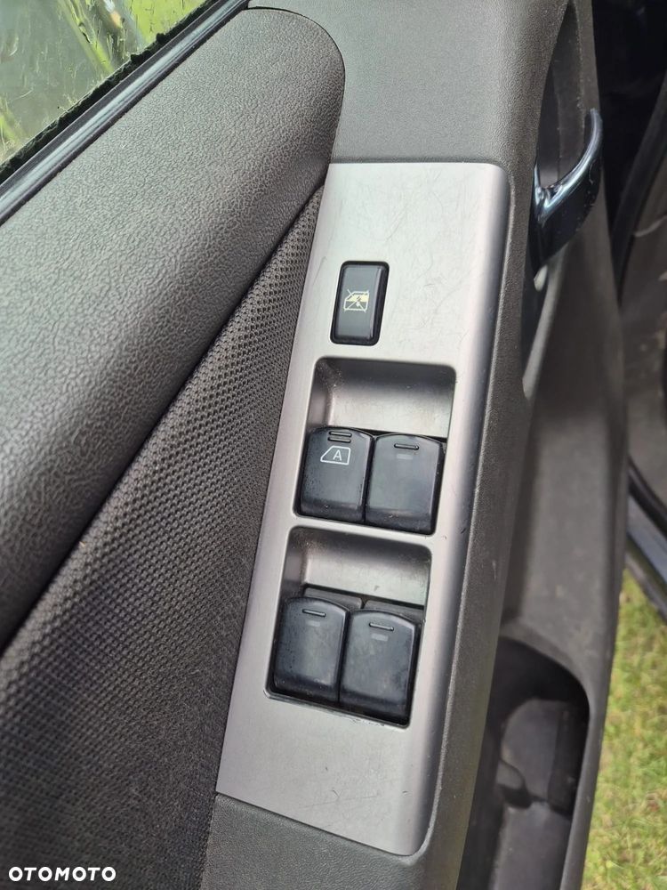 Nissan Pathfinder 2.5 dCi Elegance - 19
