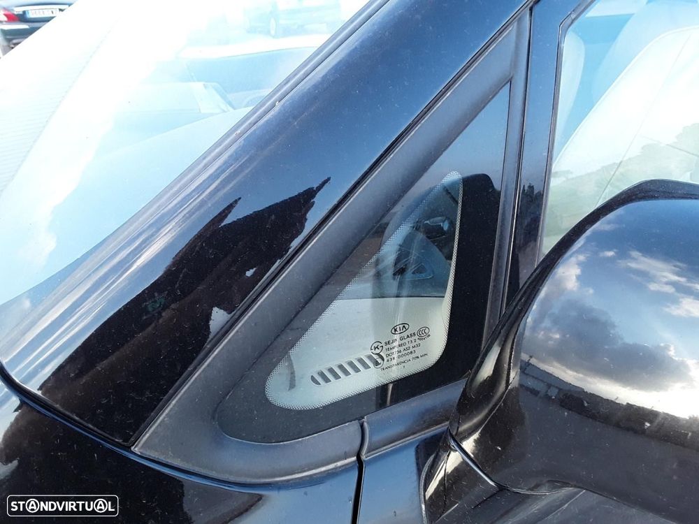 PÁRA-BRISAS DIANTEIRO ESQUERDO KIA CARENS UN - 1