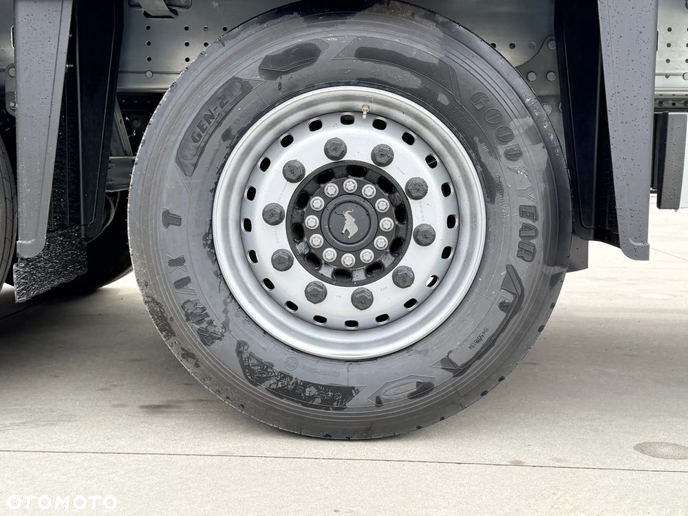 Schmitz Cargobull MEGA VARIOS - 25